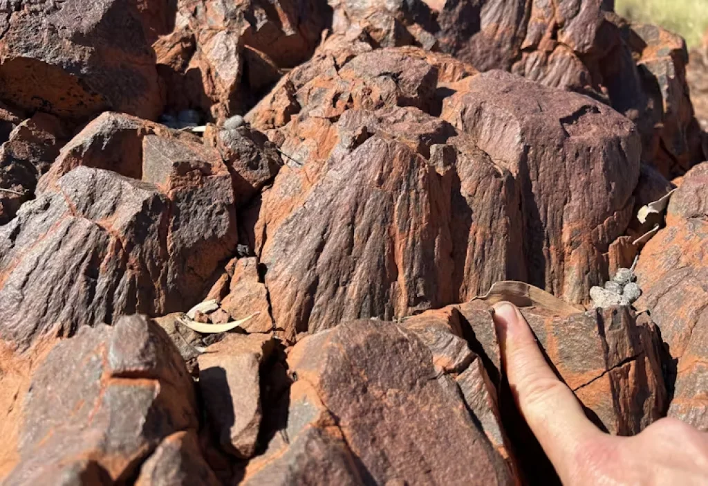 Earth’s oldest impact crater was just found in Australia – exactly where geologists hoped it would be - Background